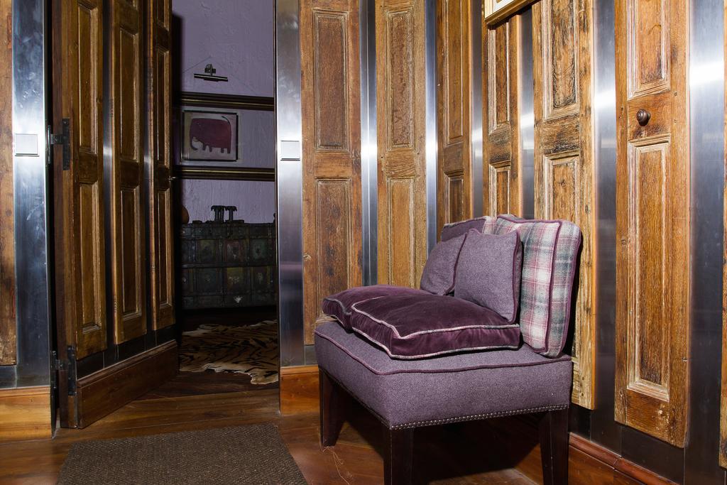 Chateau Du Besset Saint-Romain-de-Lerps Rum bild
